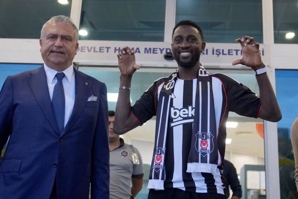 besiktas-completes-transfer-of-wilfred-ndidi-from-leicester-city-32051803428224312050185183